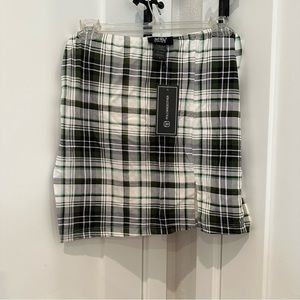 Green Plaid Mini Skirt — NWT!
